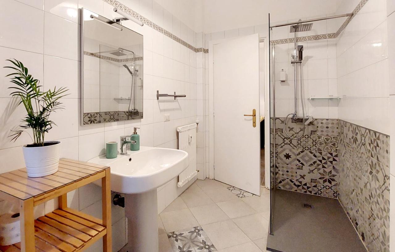Casa Valentina - Beauty Apartment With Two Bedrooms Near Vatican City Rom Exteriör bild